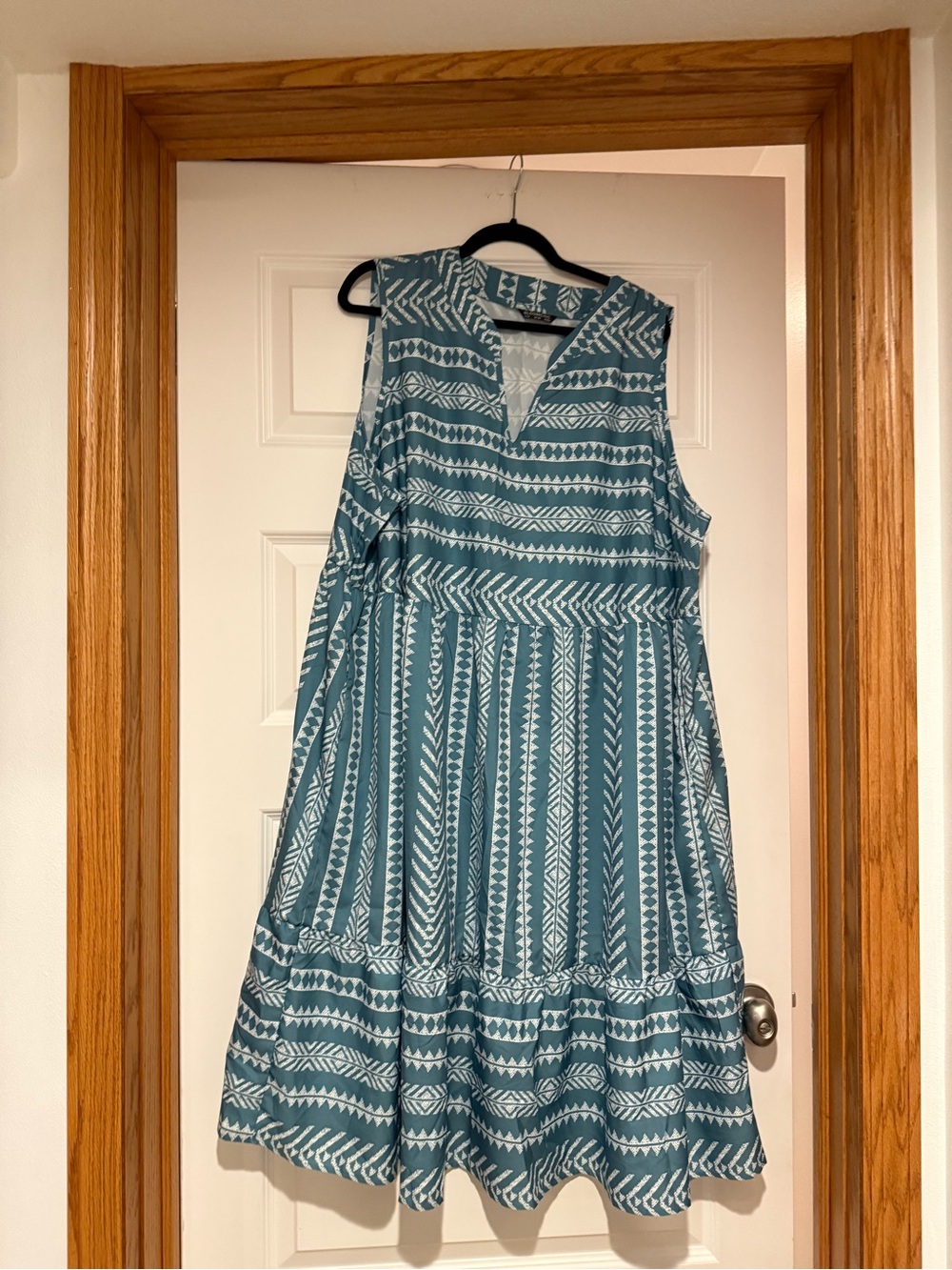 BloomChic Teal and White Sleeveless V-Neck Midi Dress
